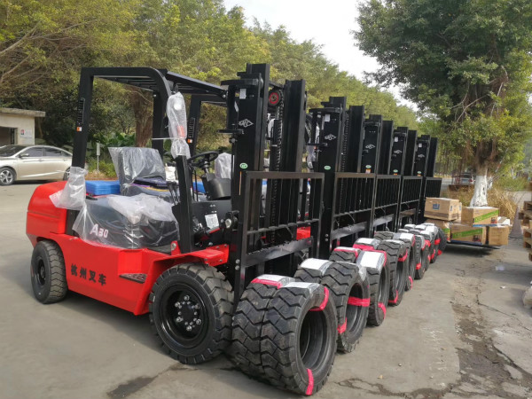 叉車老得快？不同階段的叉車保養你要注意！