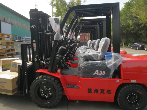 叉車轉向沉重？叫你這些方法排除！