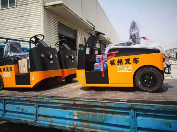 有質量有保證，杭叉的電動牽引車再一次交付天津某企業！